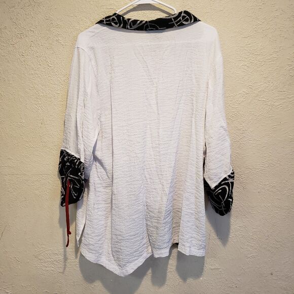 Ali Miles 3/4 Ruched Sleeve Button Puckered Fabric Tunic Top Size 1X White - Picture 5 of 8
